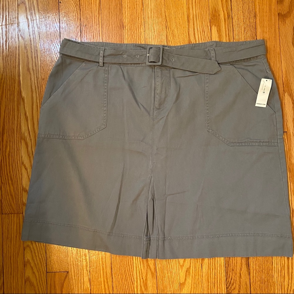 Gray Belted Skirt